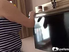 Milf Lays Down To Masturbate Her Pussy