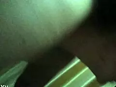 Den peruvianske MILFen elsker å ri hardt