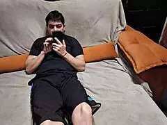 Milf Greluda Safada Sempre Trai o Corno no Meu Pau