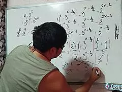 26 milf eist lesje en krijgt geile creampie