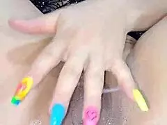 la coneja hace su primera triple penetracion con dildo sin limites cuando esta cachonda