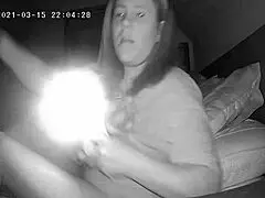 milf jackhammers clit before bed spy cam