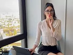 whore secretary pays waiter with sex