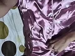 Hot latina wakes up to masturbate her wet pussy in homemade video.