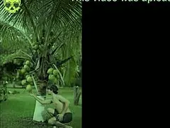 a small 18+ but delicious outdoor blowjob