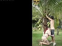 a small 18+ but delicious outdoor blowjob