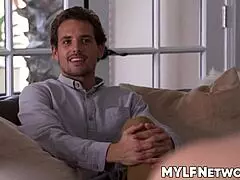 Sovereign Syre returns home to eager husband