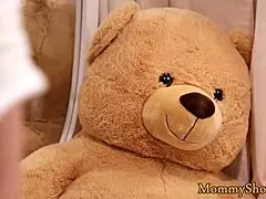 i'm a lesbian milf scissoring with my stepdaughter, oh god