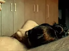 Faby milf de tinder la chupa y se la traga sometida y obediente como una puta pide pija por el orto y aguanta gozando a los gritos que le rompan bien el culo como una trola desea