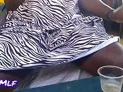 PUBLIC BAR PUSSY FLASHING VOYEUR