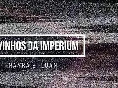 vaza video da novinha magrinha de vestidinho levando leite na boca