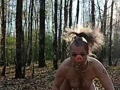 2025 04 08 esclave f autoséance en extérieur truie fouisseuse