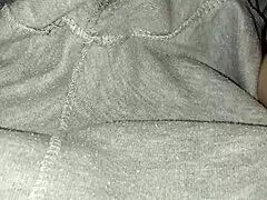 fica tutta bagnata e aperta