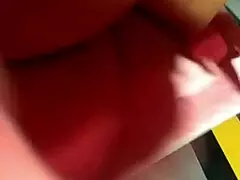 Angel Lima menggoda lancap di tangga bangunan