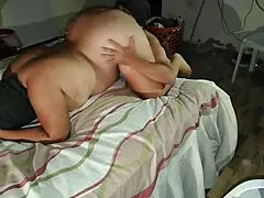 Colombian stepdaughter fucks juicy pussy on all fours, opening wide.