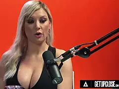 Up close: busty pawg milf Kenzie Taylor orgasms with hitachi 😍 full scene.