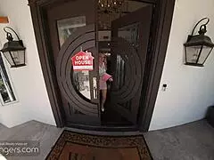 Vr bangers blonde milf realtor at house showing