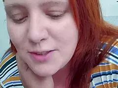 Chubby Hotwife Ruiva Chupa Com Vontade E Faz Squirt Pensando Nos Comedores