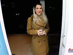 Does skinny dirty blonde coed Sabrina masturbate before getting fucked?