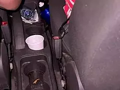 O Dia que a Belinha Levou Três Gozadas na Boca.