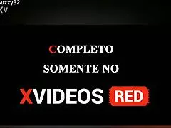 Chupando a buceta peluda da minha puta, ela geme tanto 😈