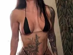 ストッキング美女がディープアナルファックを好む