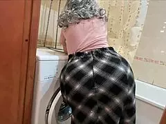 I Really Find The Wide Hips Of This Mature Stepmother In A Homemade Skirt So Exicting For Anal