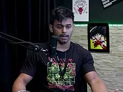 Aprendeu A Gravar Pornô Tem Os Ângulos Corretos Teve Que Aprender A Fuder Melhor E Precisa Saber O Nome Das Posições - Guilherme Filmmaker Pornô Watch On Sheer Red