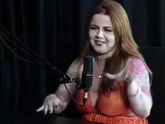 ruiva safada mostra seus enormes peitos após dizer que sempre foi exibida nunca fez menage participou da casa das pimentinhas vai sambar no carnaval e seu lugar inusitado - isadora closel?