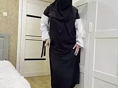 hot arab stepmom in stockings gives joi