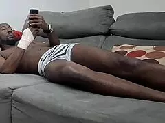 sempre desconfiei que minha cunhada era uma puta, e fodi gostoso com ela na cama do meu irmão, a safada deu até o cuzinho pra mim