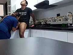 I CONVINCE THE EMPLOYEE TO FUCK IN THE KITCHEN PART 1