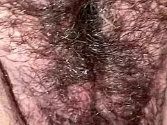 milf gordita mojada in a wet and casual mood for some fun