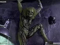 Female SPIDER In Horrorporn