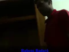 flagrei minha madrasta olhando meu amigo negro tomando banho e acabamos fazendo uma dp nessa velha safada video completo no red sheer