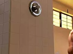 jessi summers enjoys making her man cum