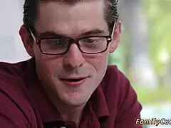 Hd stepmom boss's stepdaughter seduction: the stepsibling study and suck