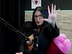 morena shows her blowjob demo after admitting faked orgasm and triple kiss - leticia braga on sheer red