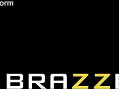 Swapping stepmoms' sex toys with xxlayna marie and danielle renae