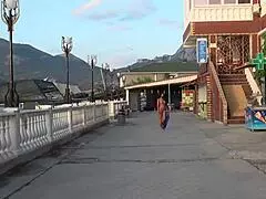 Nude Stroll In Public 😏