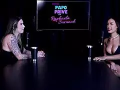 Alice Vasconcelos shines in her best private chat moments on sheer red.