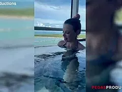 Lili Cocksinhell and Dave March enjoy the cruise with blowjobs