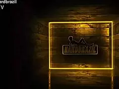 milf grelhuda leva ferro no c� - sol di luna