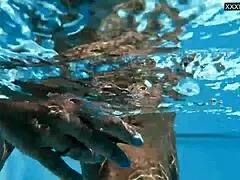 Angelica Heart's big breasts shine outdoors