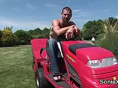 Unfaithful british milf lady sonia showcases her giant titties