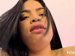 Putalocura Camarera Culona Makarena Busca Trabajo Y Termina Siendo Follada En Pilladas