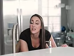 busty pilates milf peyton preslee caught in action