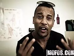 Delilah Davis Deepthroats Black Cock