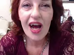 buzz buzz, got a new sextoy, wanna see me buzz my hairy pussy?