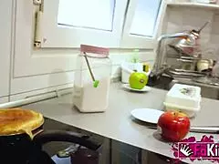 Milf Gives A Teen 18+ With A Big Cock A Snack And Then Fucks Him Colombian Vanessa Fucks Lalo Monstercock In Fakings